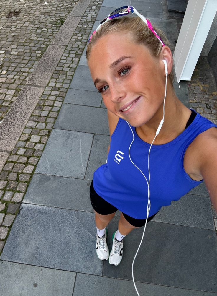 <em>Emily R.</em>